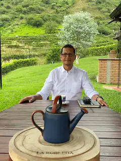 9c895276-e937-490e-a72e-235a933aecd2